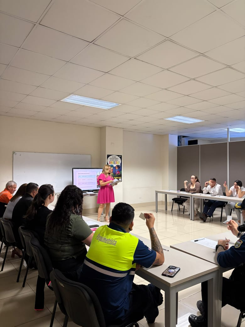 Taller presencial con participantes de seguridad vial